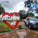 Homem é detido após ameaçar vigilante e resistir à abordagem policial no Centro de Maracaju